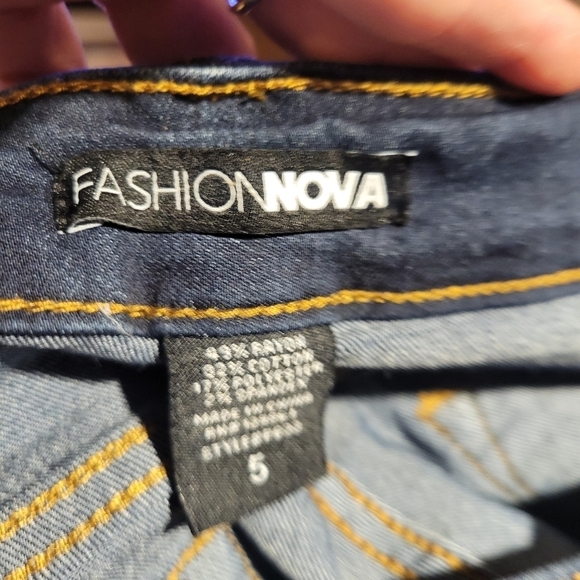 Fashion Nova Jeans - Picture 3 of 3